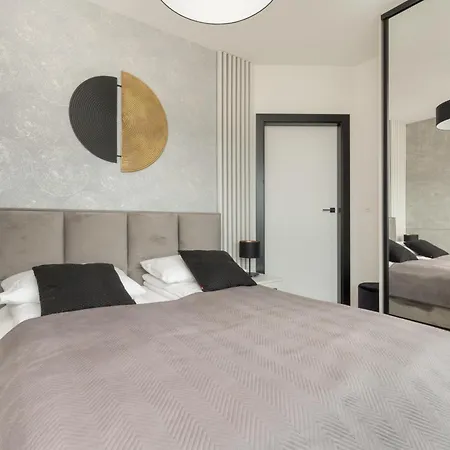 Apartport Wyjatkowe Apartamenty Z Widokiem Na Port W Gdyni By Noclegi Renters Gdynia Eksteriør bilde