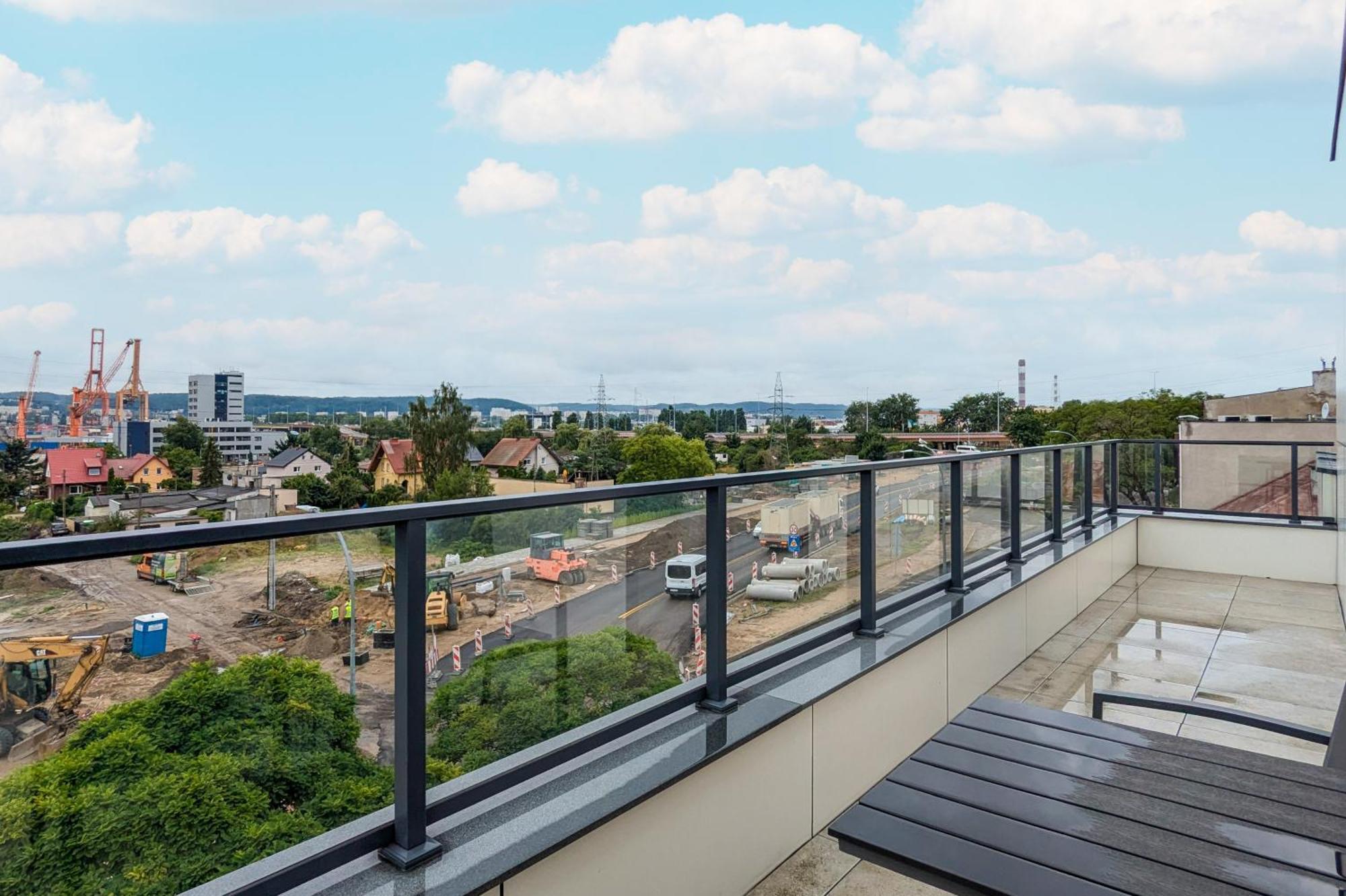Apartport Wyjatkowe Z Widokiem Na Port W Gdyni By Renters