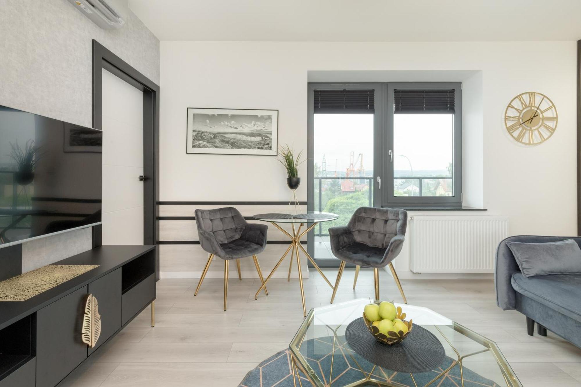 Apartport Wyjatkowe Z Widokiem Na Port W Gdyni By Renters * Gdynia