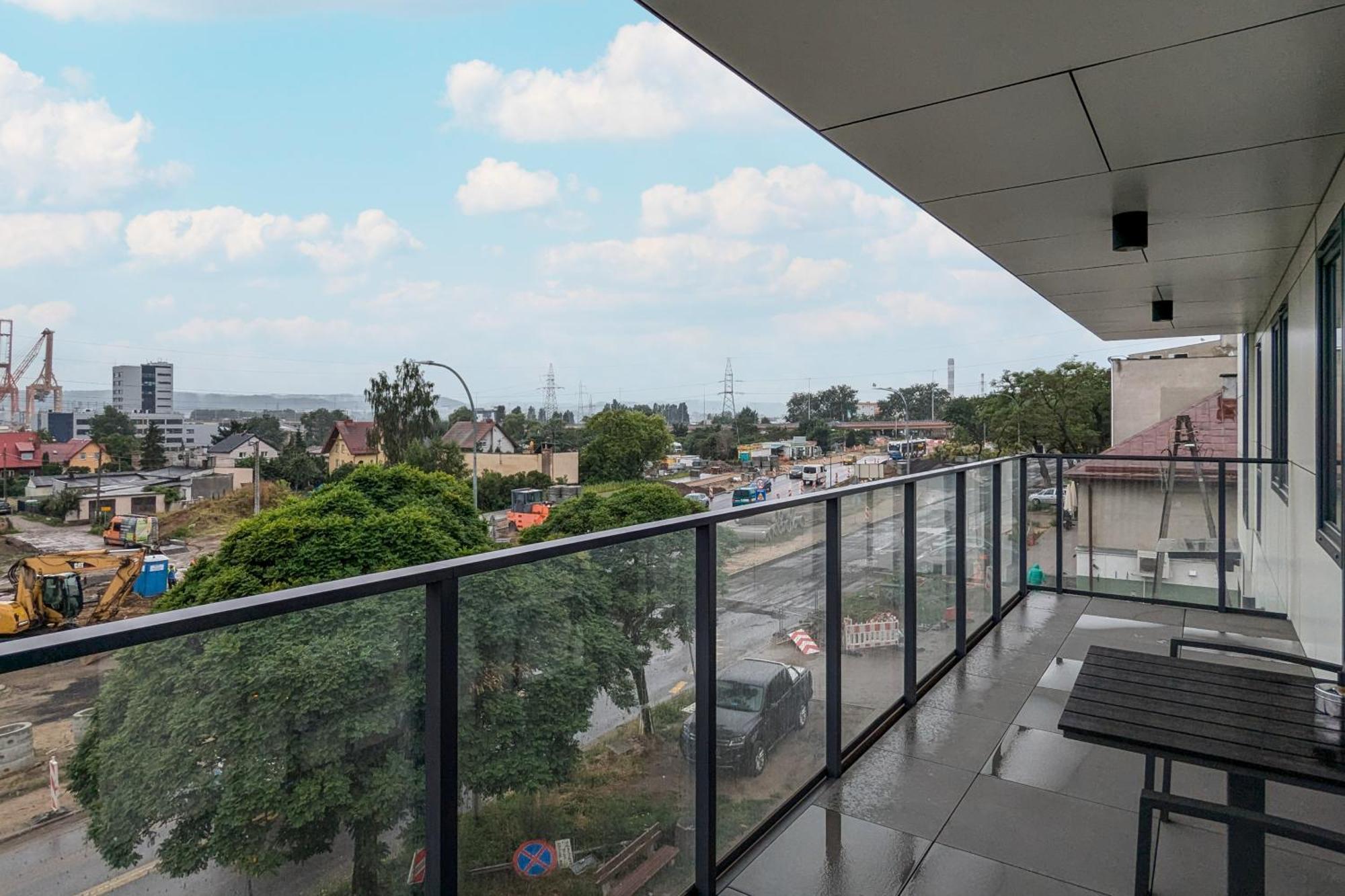 Apartport Wyjatkowe Z Widokiem Na Port W Gdyni By Renters