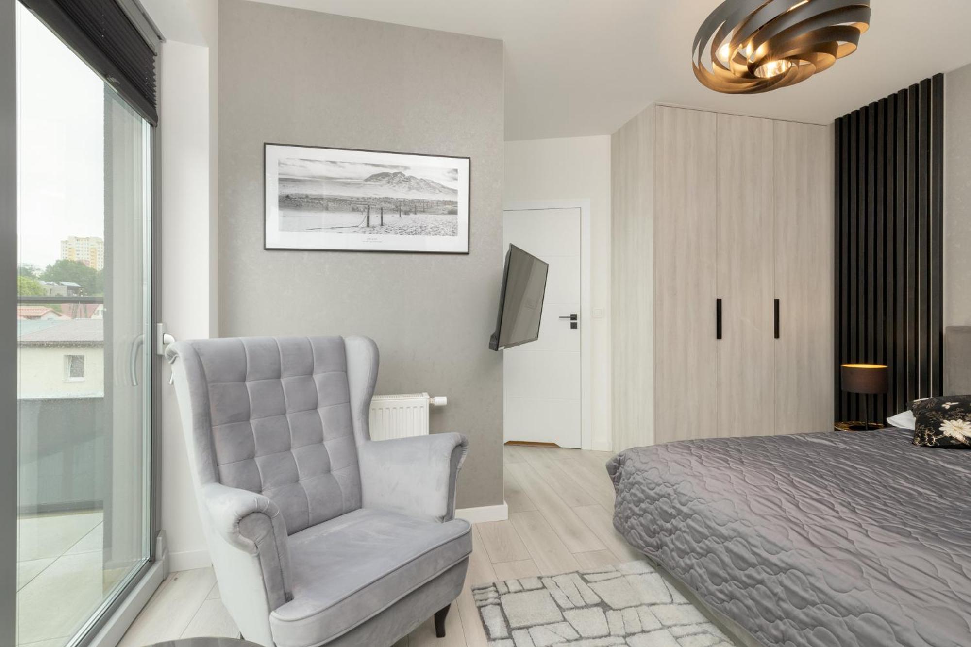 Apartment Apartport Wyjatkowe Z Widokiem Na Port W Gdyni By Renters Gdynia